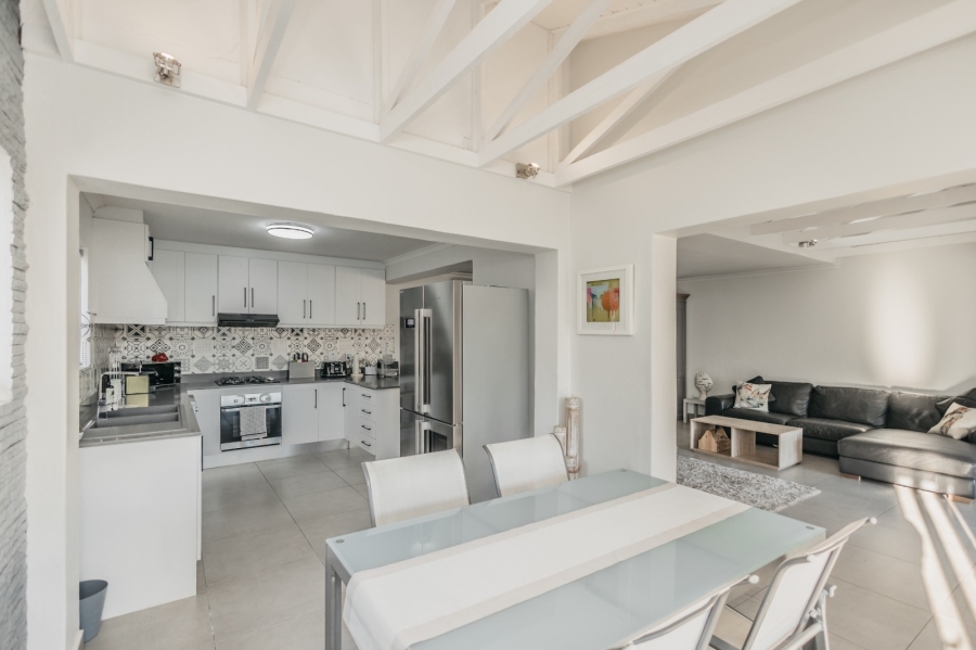 3 Bedroom Property for Sale in Avalon Estate Western Cape